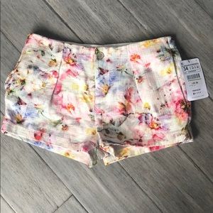ZARA Floral Pleated shorts